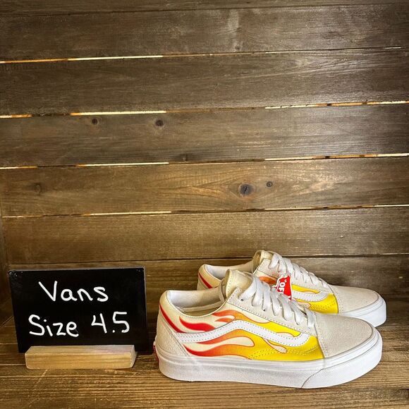 Vans Shoes - New NWOB Womens Vans Old Skool Ivory Flames Skateboarding Sneakers Shoes Size 6